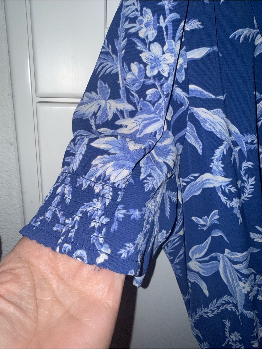 NEW TALBOTS BELTED FIT & FLARE BLUE FLORAL SHORT SLEEVE V NECK MIDI DRESS SZ 12P - Picture 7 of 14
